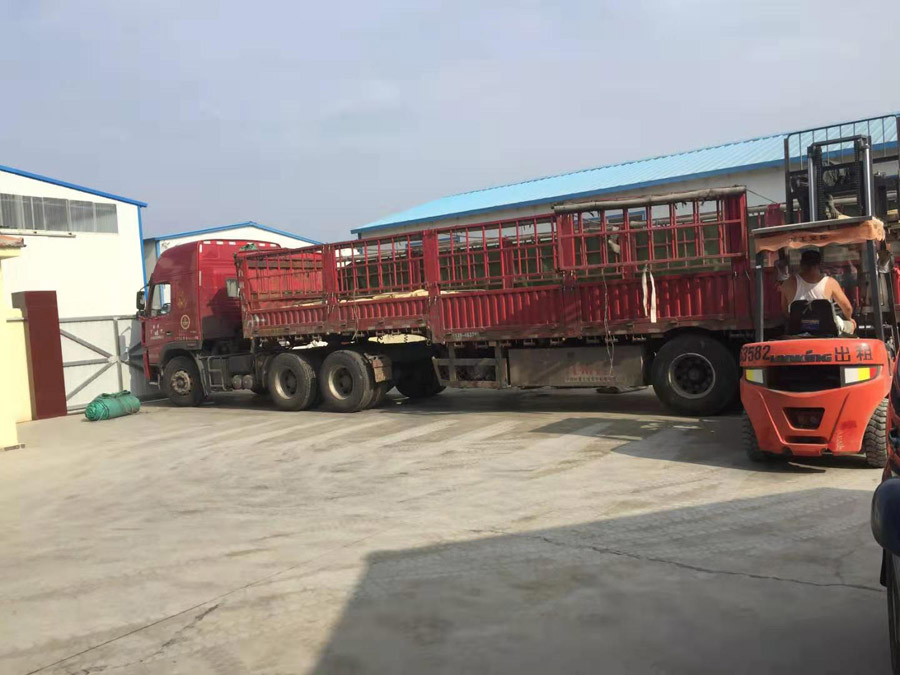 發(fā)貨現(xiàn)場(chǎng)